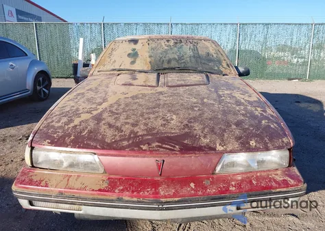 1990 Pontiac Sunbird Le from USA, damaged, VIN 1G2JB14K8L7526053